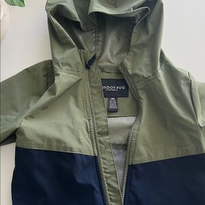 London Fog Little Boys' Lightweight Rain Jacket, size 18M